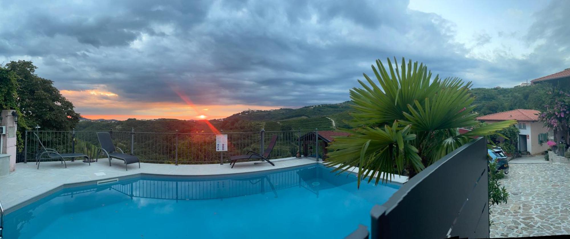 Hisa Stekar Villa Kojsko Exteriör bild