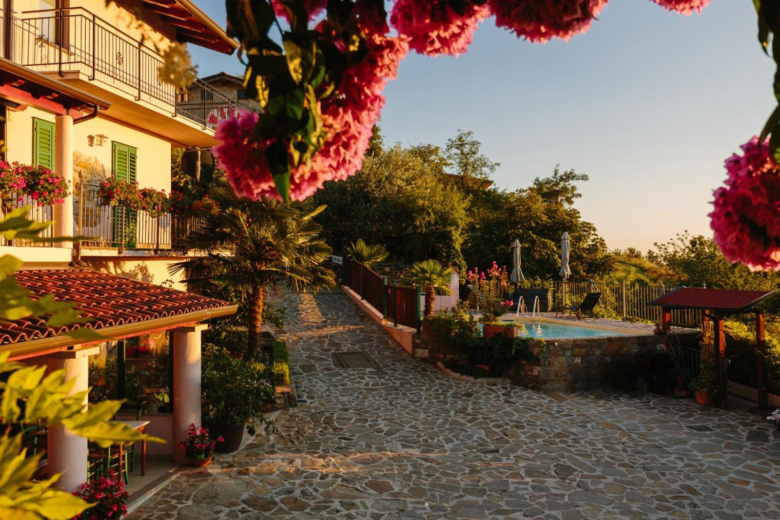 Hisa Stekar Villa Kojsko Exteriör bild