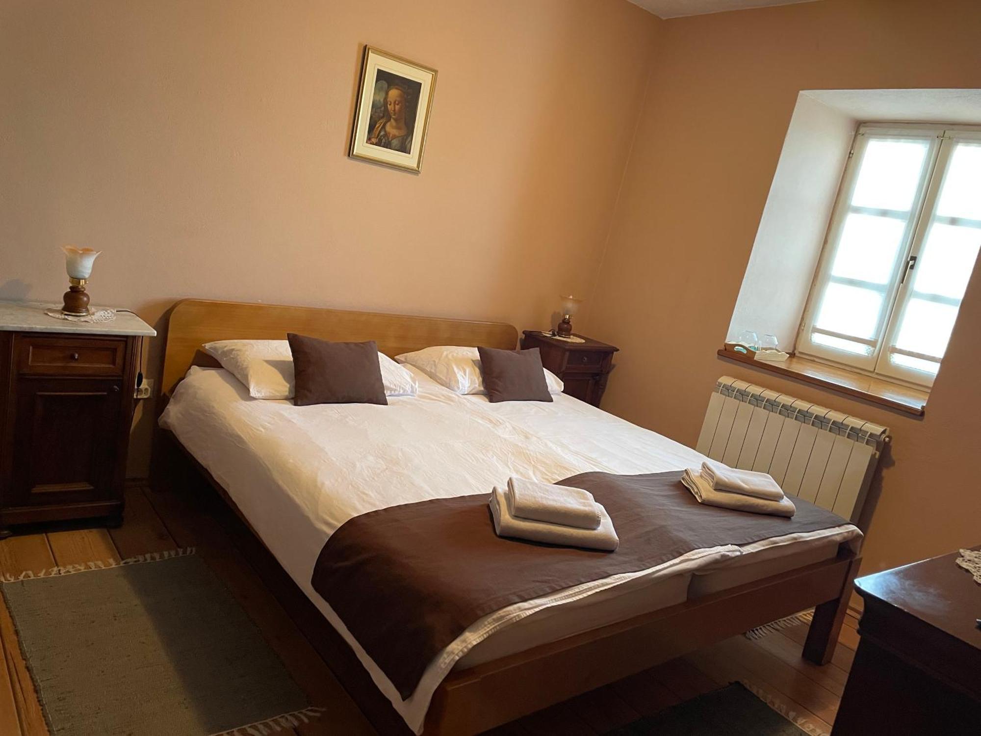 Hisa Stekar Villa Kojsko Rum bild
